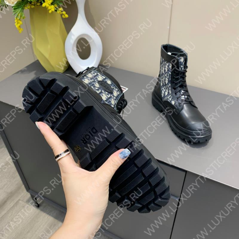 D*or explorer ankle boot beige & black 3bo257zkd