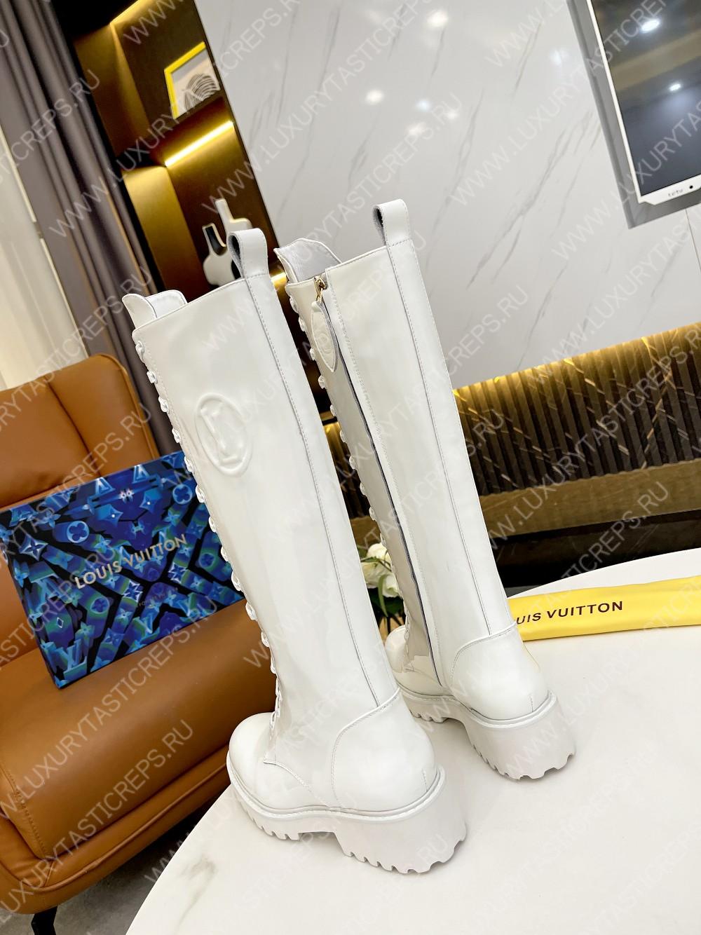 l**is V*t*n territory flat high ranger white 1aac6t