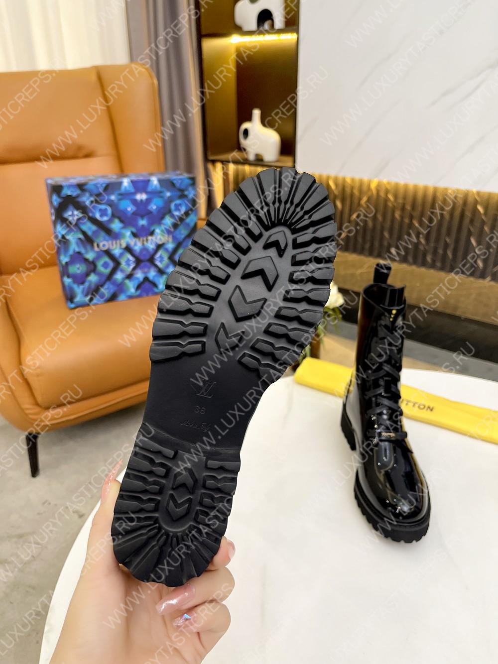 l**is V*t*n territory flat high ranger black 1aabca