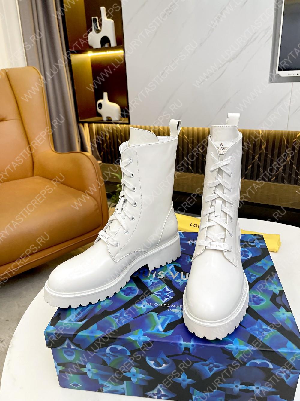 l**is V*t*n territory flat high ranger white 1aabca