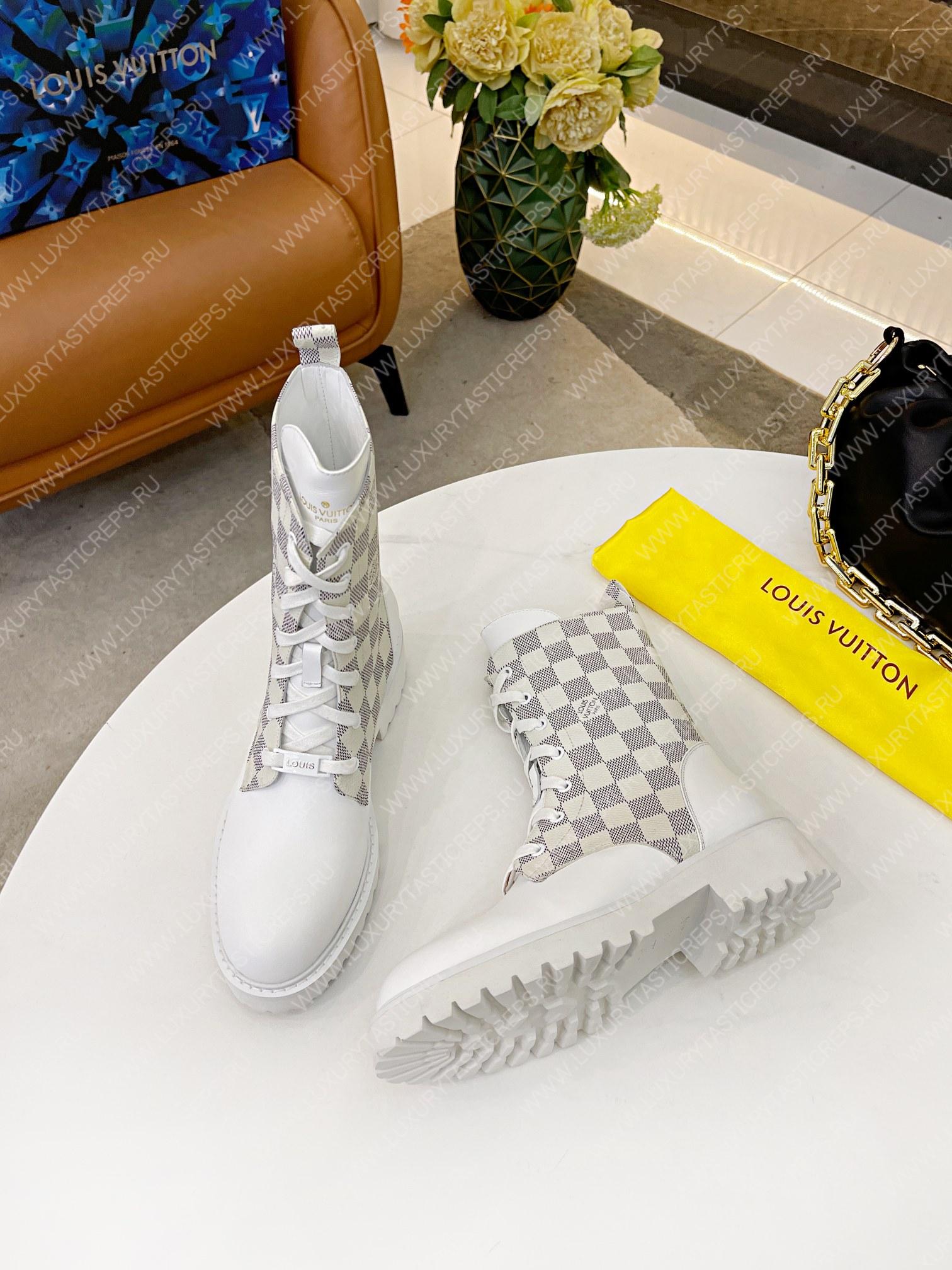 l**is V*t*n ranger ankle boots white 1a9fdj