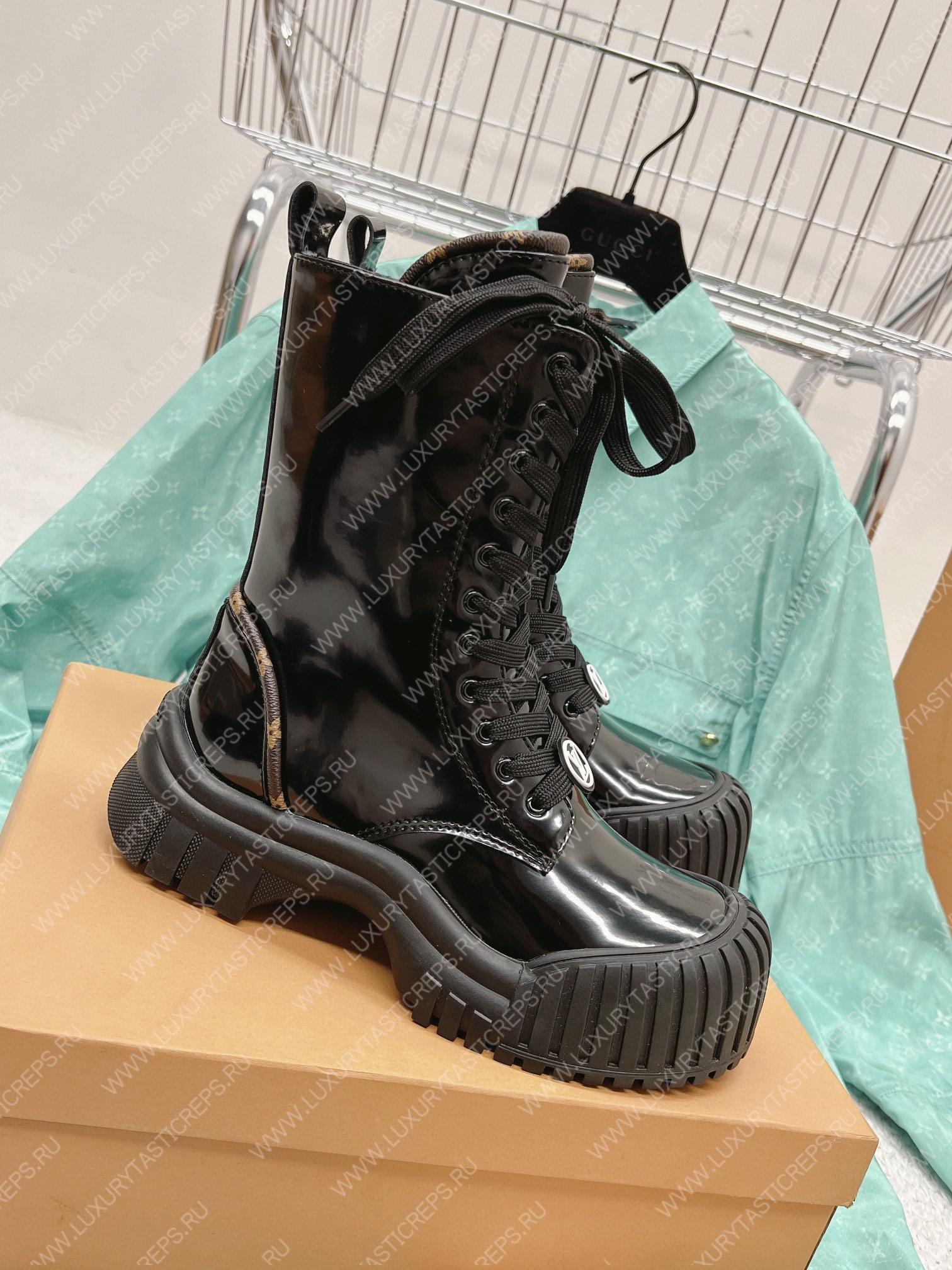 l**is V*t*n lace-up boots black 1aabc8