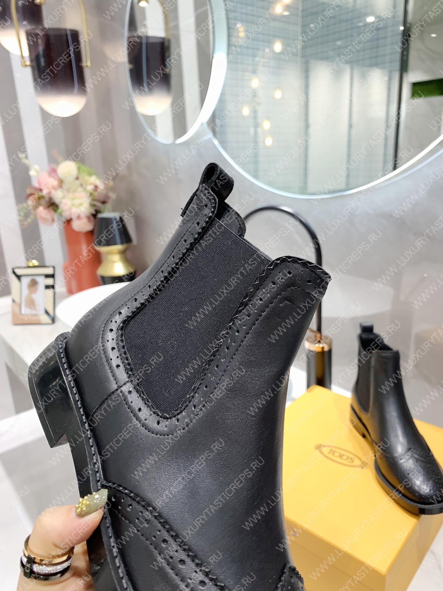 TOD’S ANKLE BOOTS BLACK XXW60C0DD50GOCB999