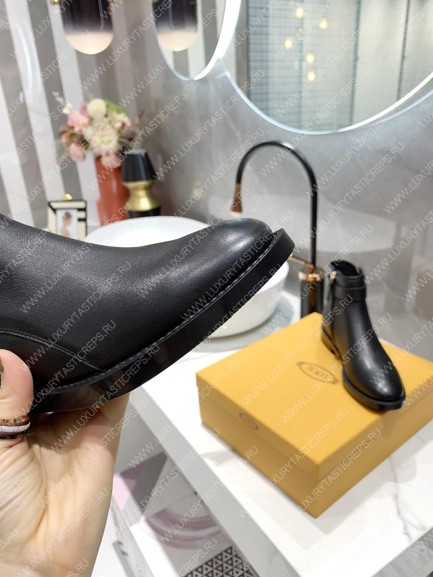 TOD’S ANKLE BOOTS BLACK XXW60C0DD50GOCB999