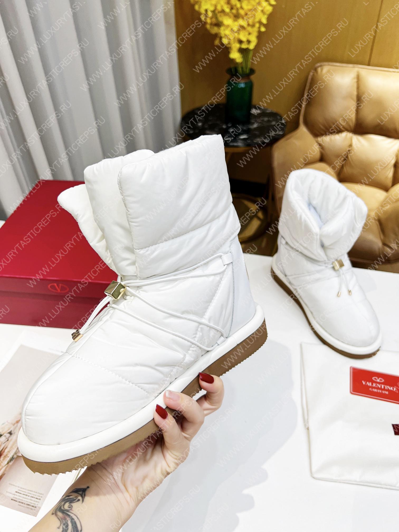 VALENTINO V-LOGO SNOW BOOTIES WHITE XW2S0DY3KCF