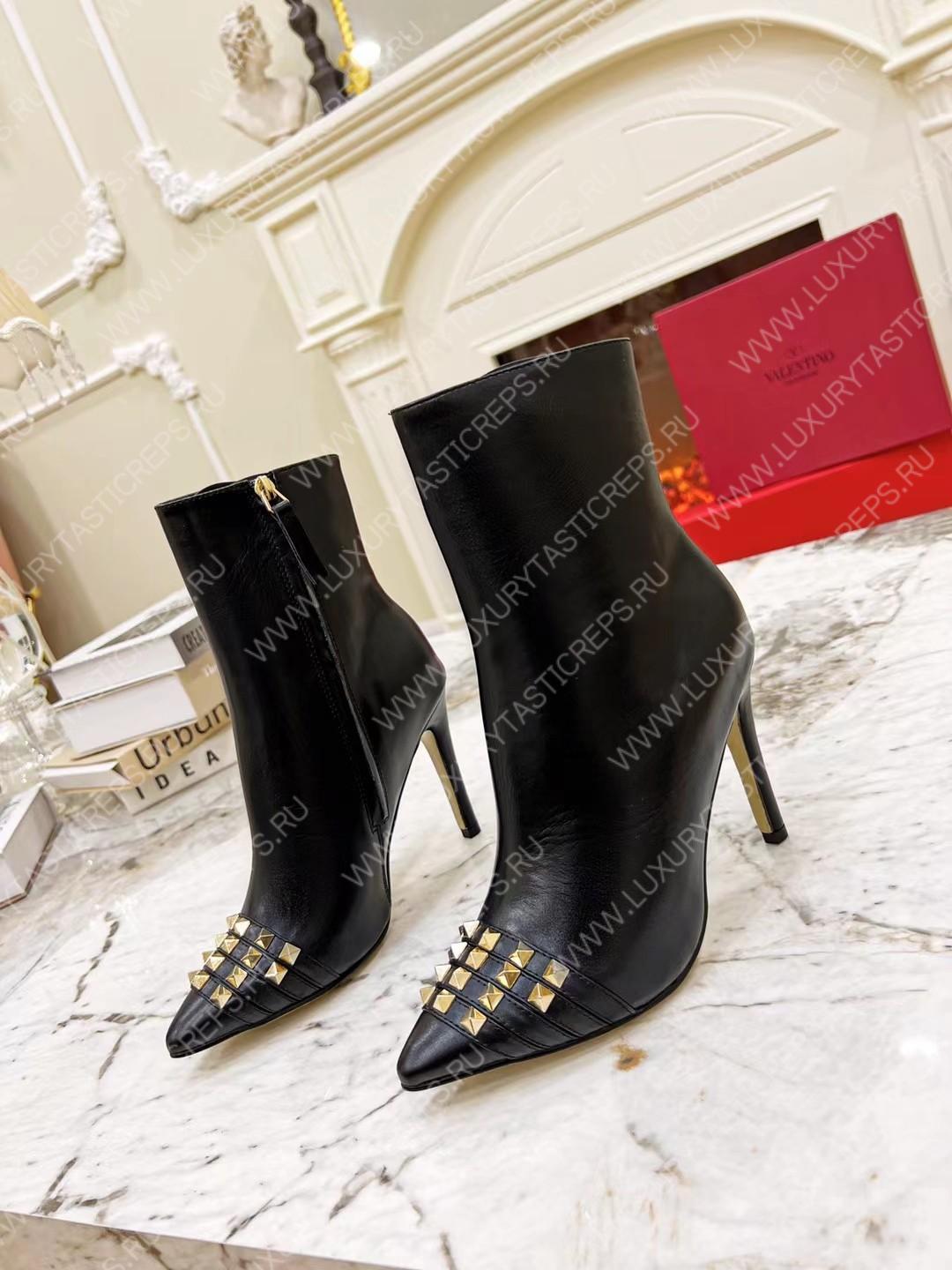 VALENTINO SHINY STUD BOOTS BLACK 212807F115004