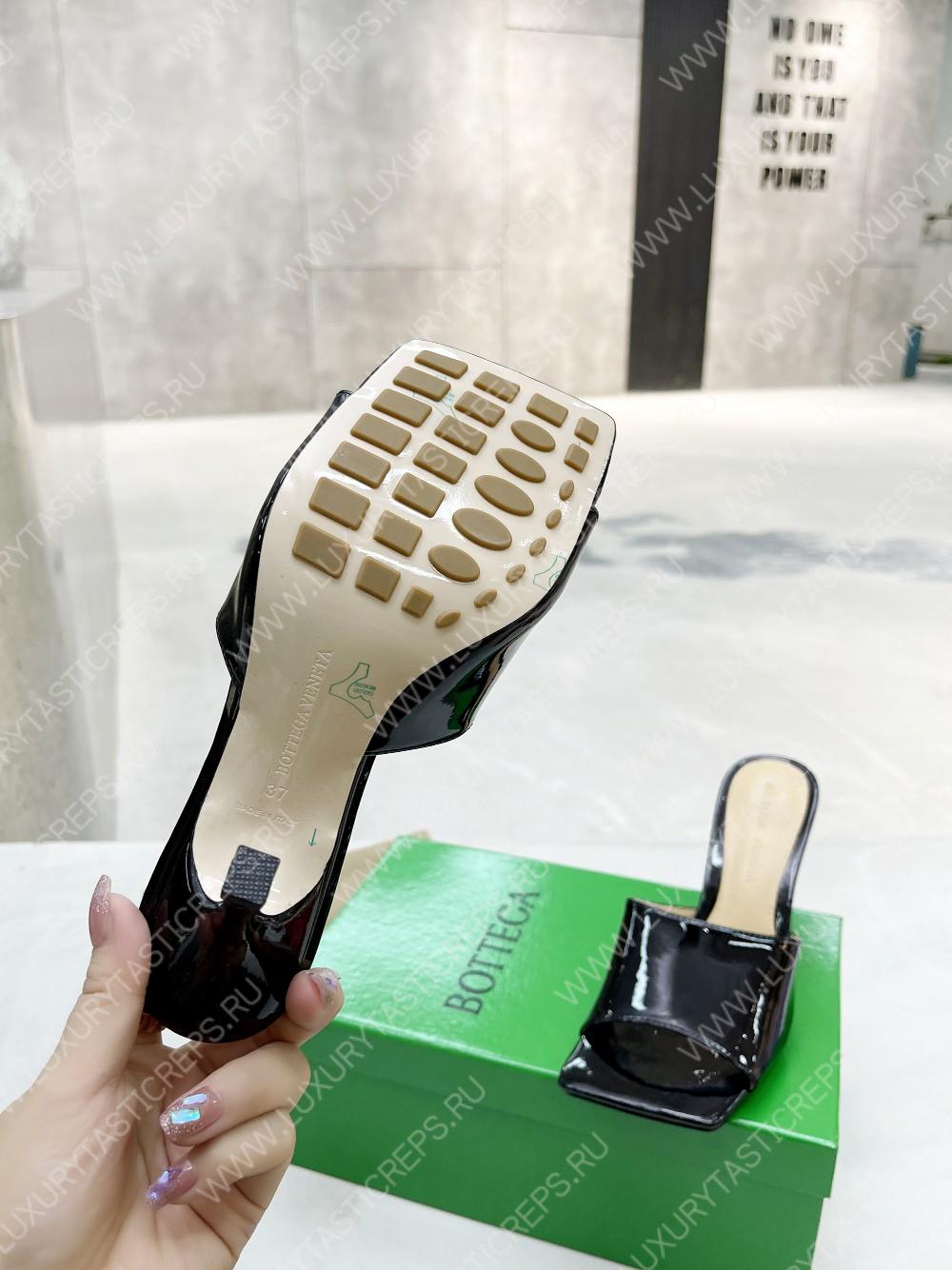 bo*te*ga Ve*ne*ta strech mule black 610538v