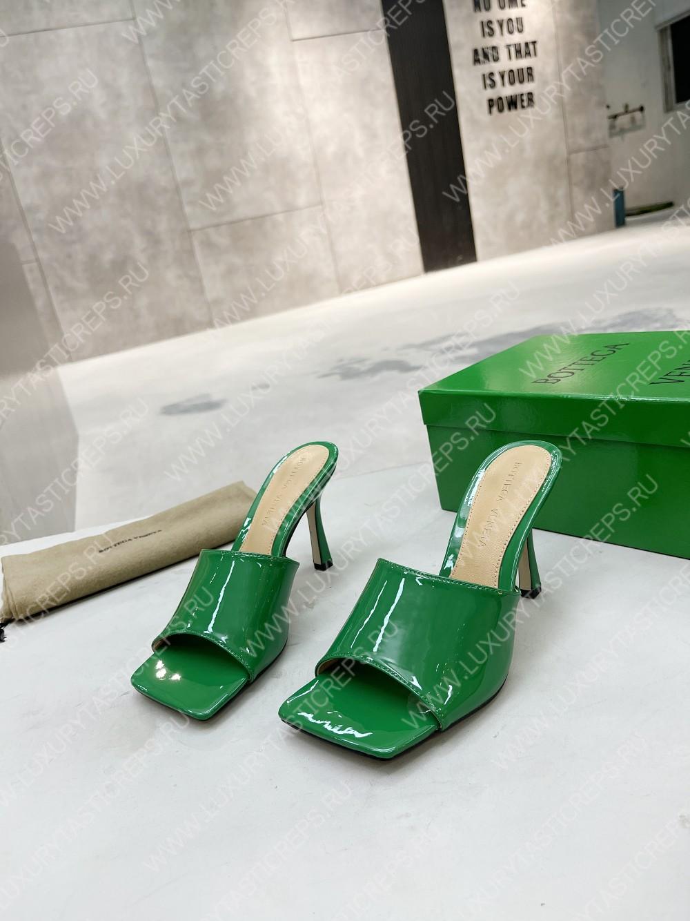 bo*te*ga Ve*ne*ta strech mule green 610538v