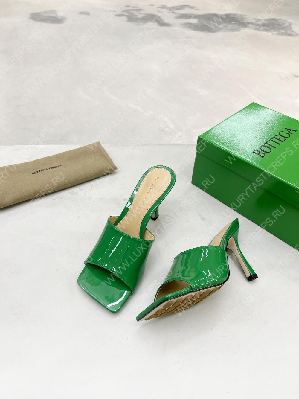 bo*te*ga Ve*ne*ta strech mule green 610538v