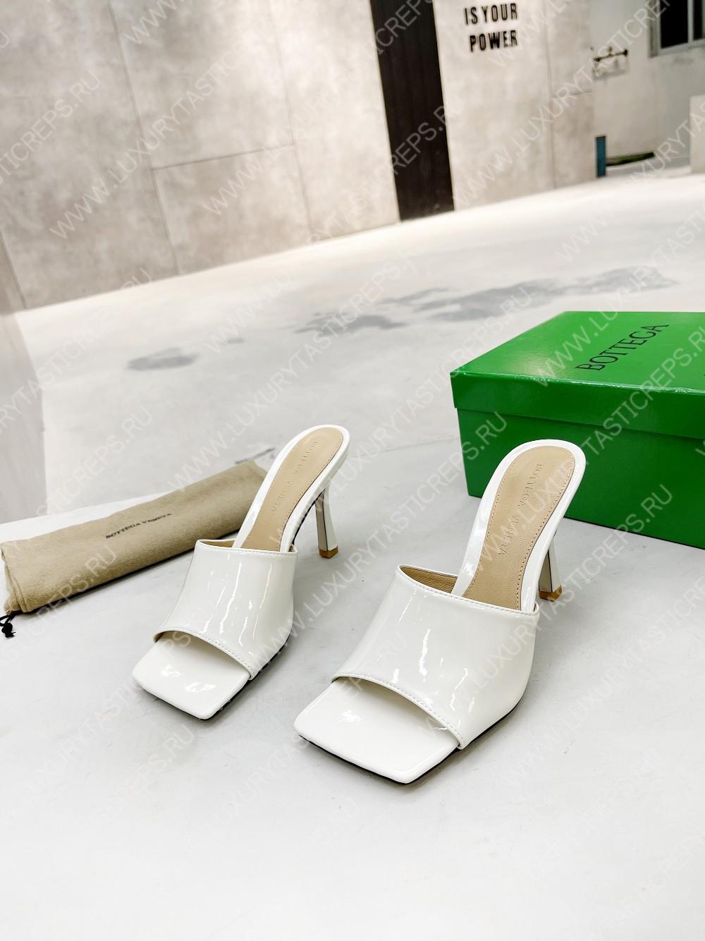 bo*te*ga Ve*ne*ta strech mule white 610538v