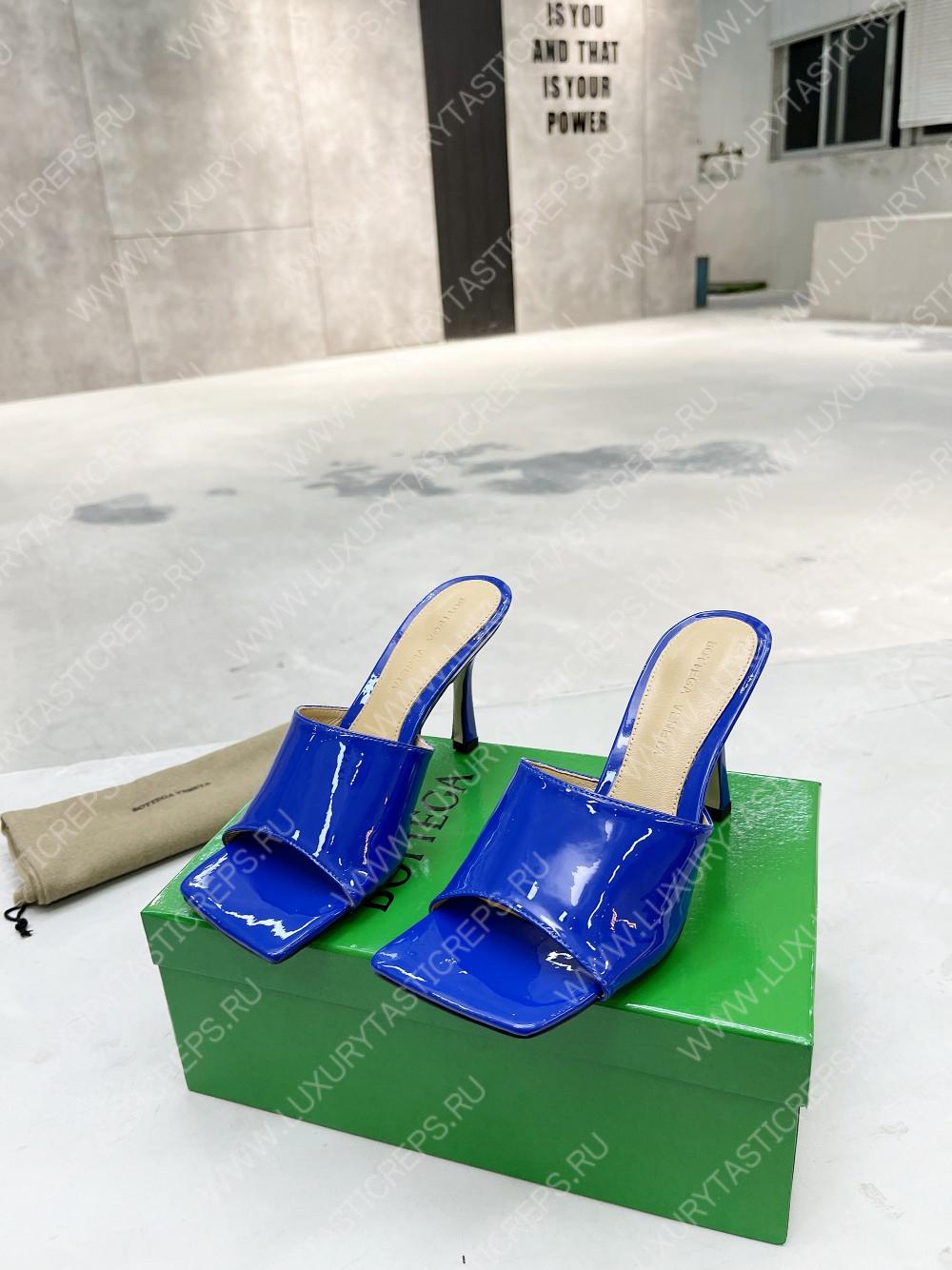 bo*te*ga Ve*ne*ta strech mule blue 610538v