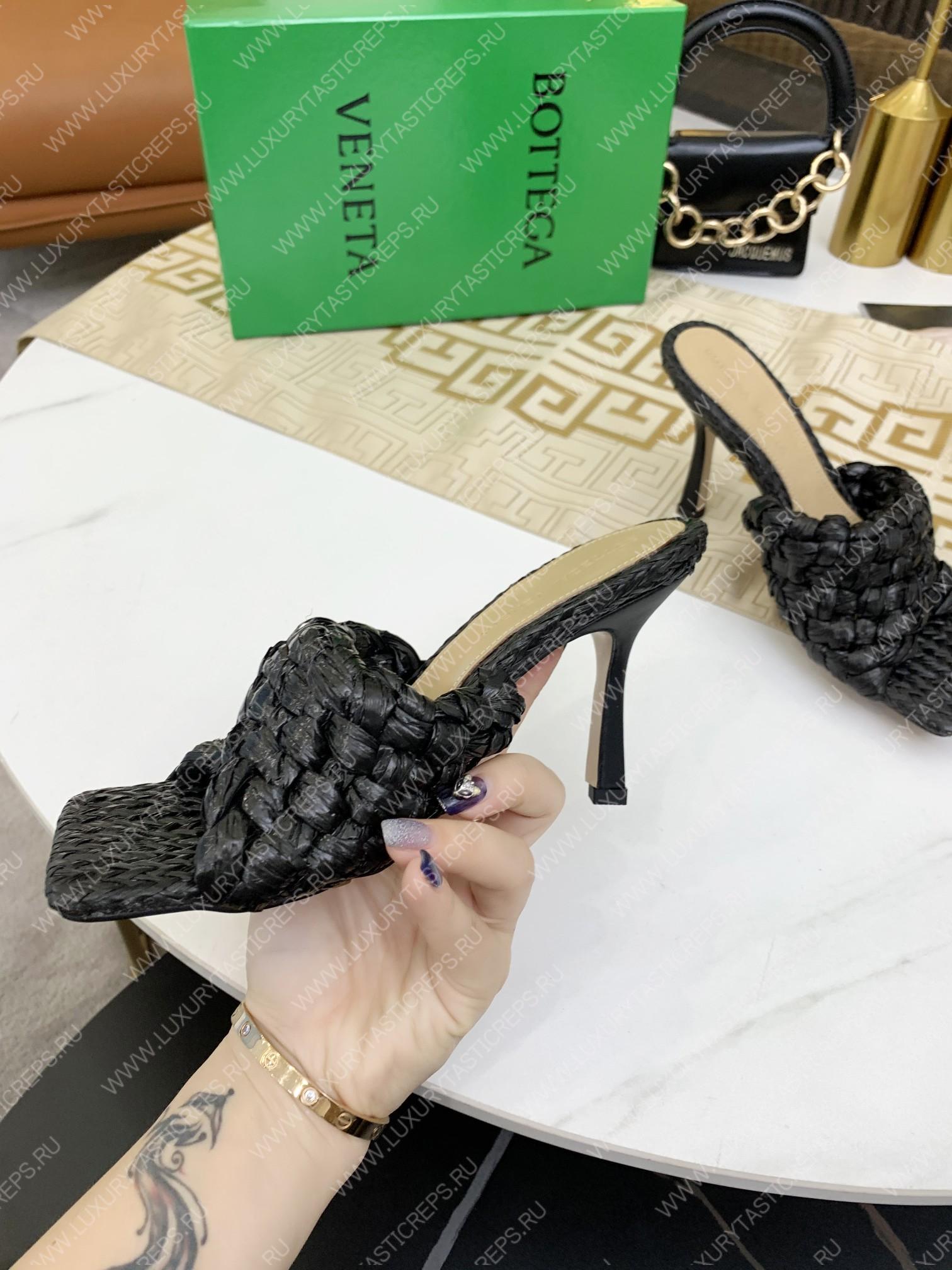 bo*te*ga Ve*ne*ta dot wave mules black 708882v