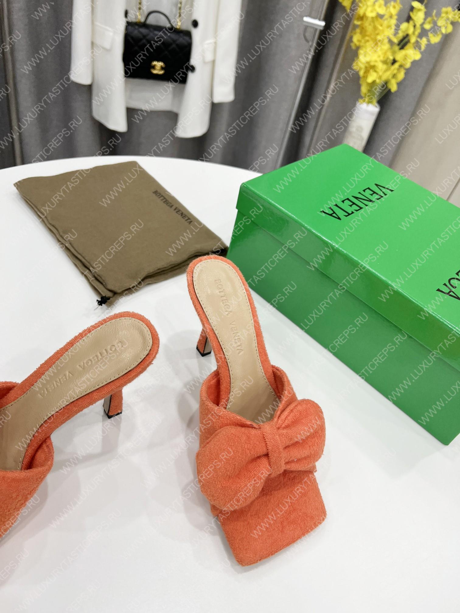 bo*te*ga Ve*ne*ta bow detailed heeled slides orange 690025v