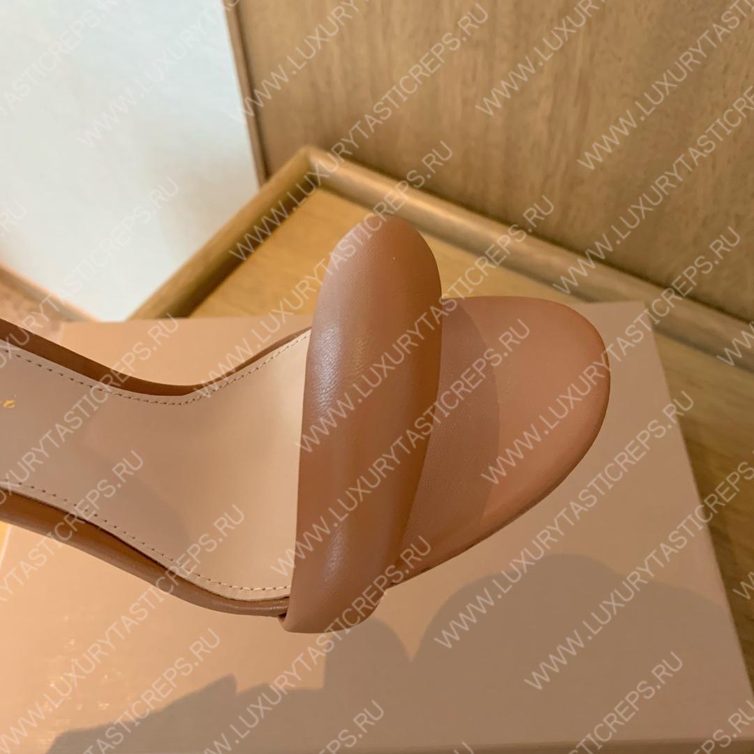GIANVITO ROSSI BIJOUX NAPPA SANDAL BEIGE G61635