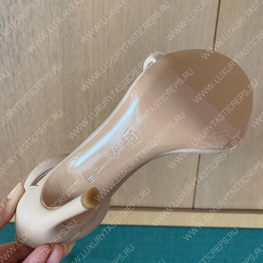 GIANVITO ROSSI BIJOUX NAPPA SANDAL FAWN G61635