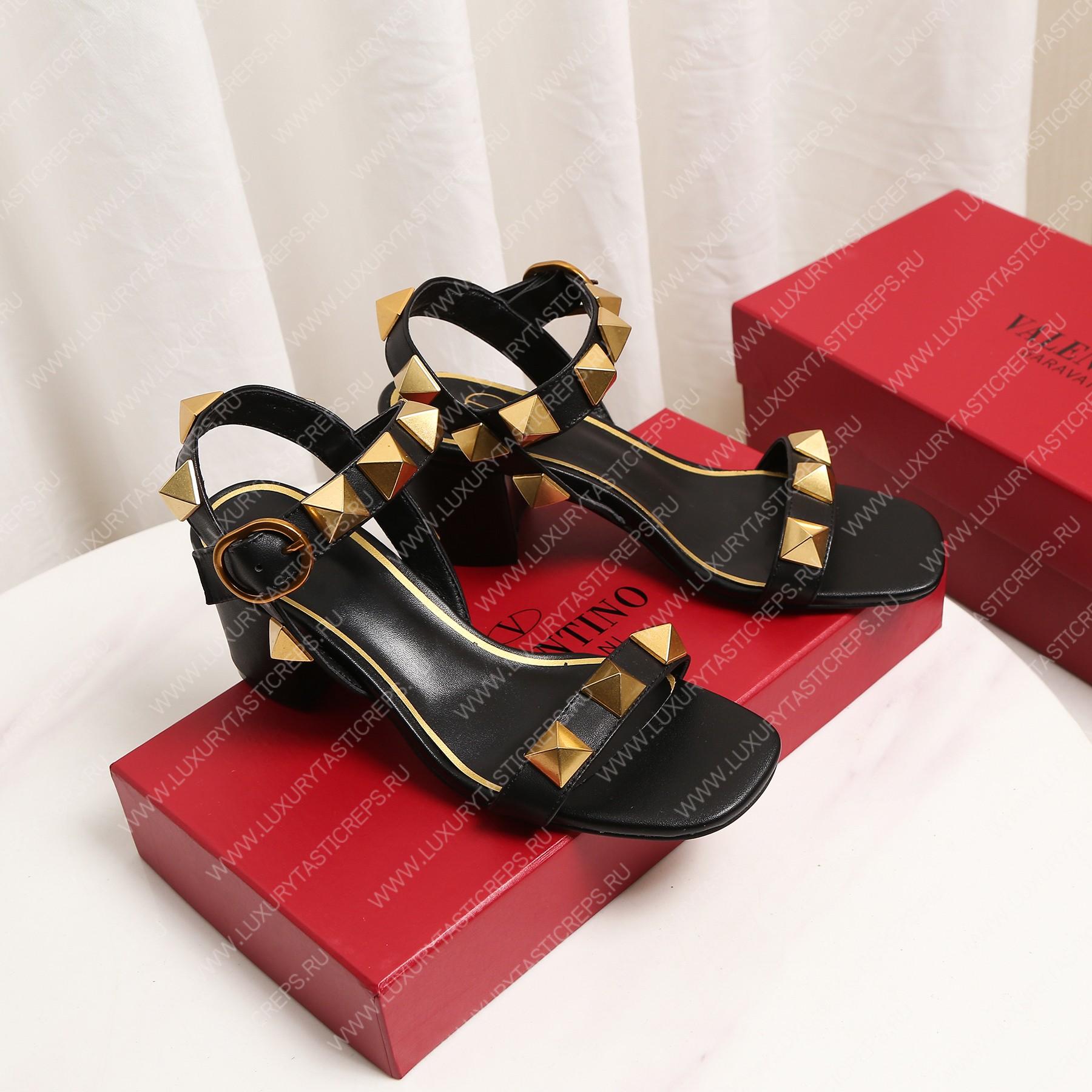 VALENTINO ROMAN STUD SANDAL BLACK 1W2S0CR2ZWM