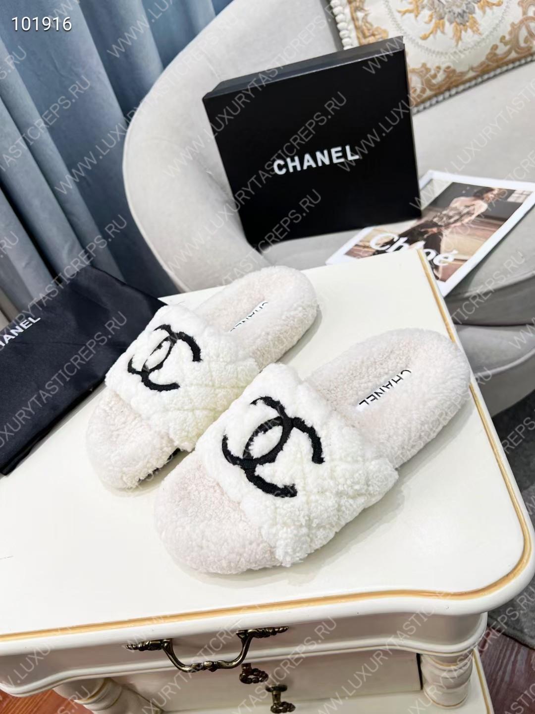 Ch*el wool mules white/black g39059