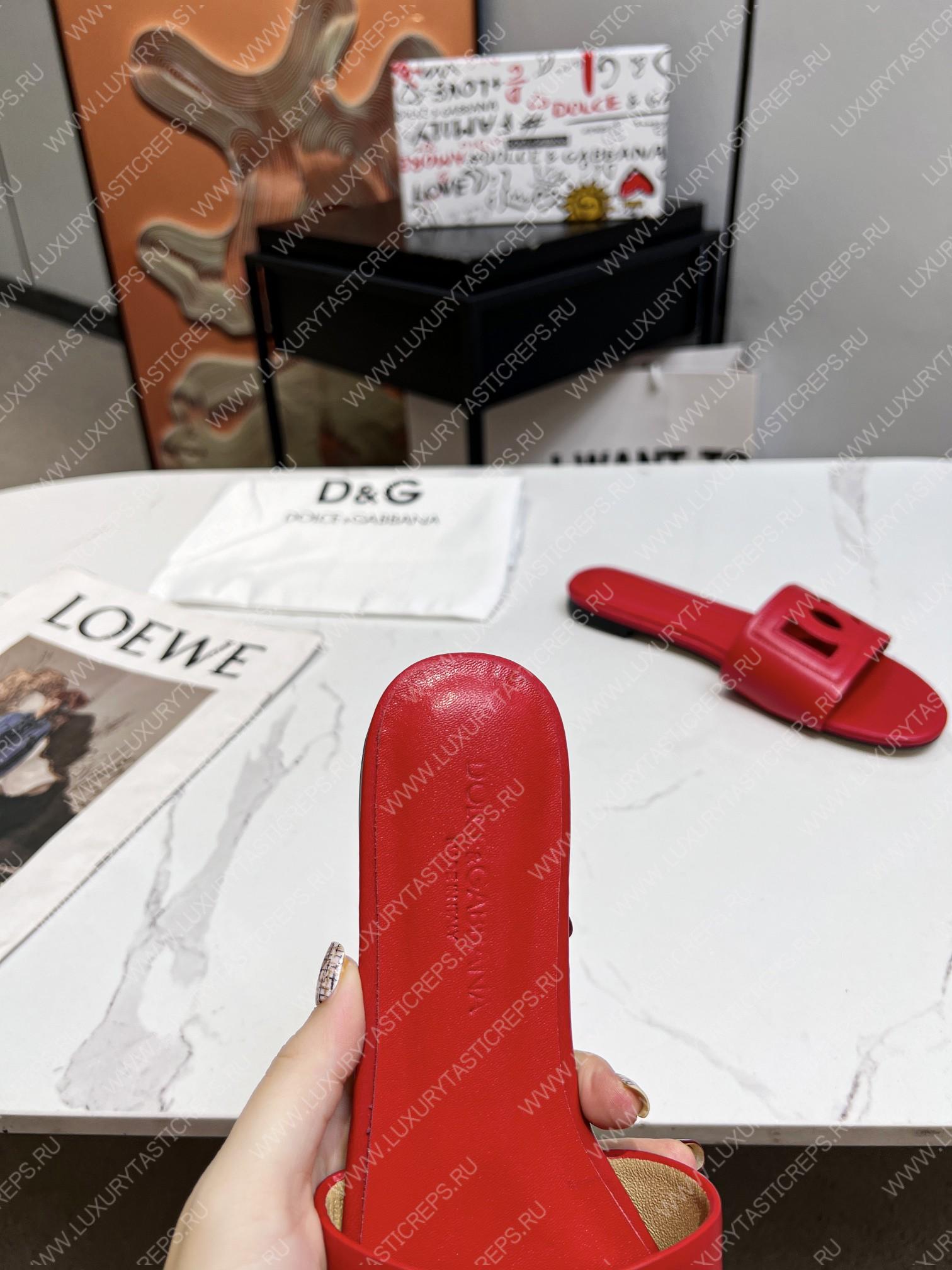 DOLCE & GABBANA CALFSKIN SLIDERS WITH DG LOGO RED CQ0436AY