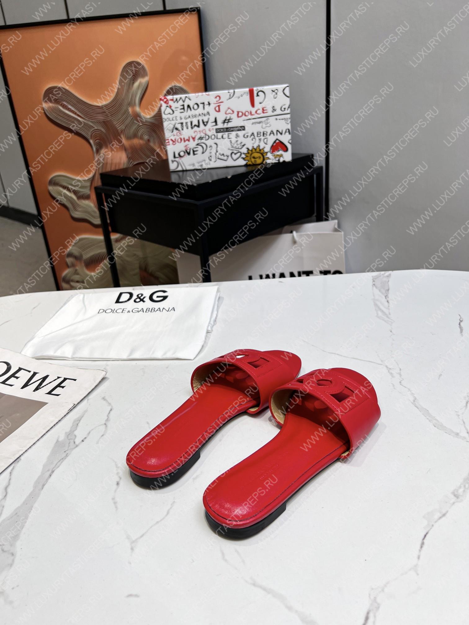 DOLCE & GABBANA CALFSKIN SLIDERS WITH DG LOGO RED CQ0436AY