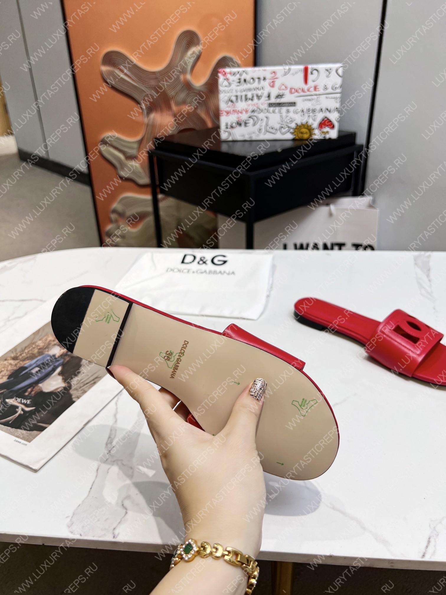 DOLCE & GABBANA CALFSKIN SLIDERS WITH DG LOGO RED CQ0436AY