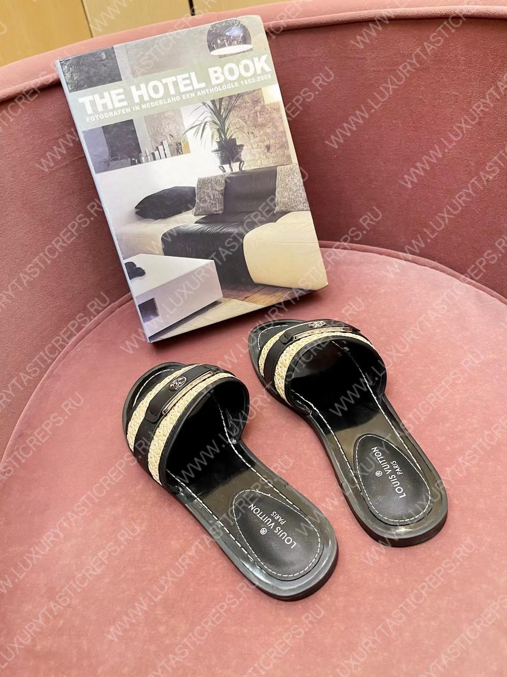 l**is V*t*n lock it flat mule black & beige 1aadiw