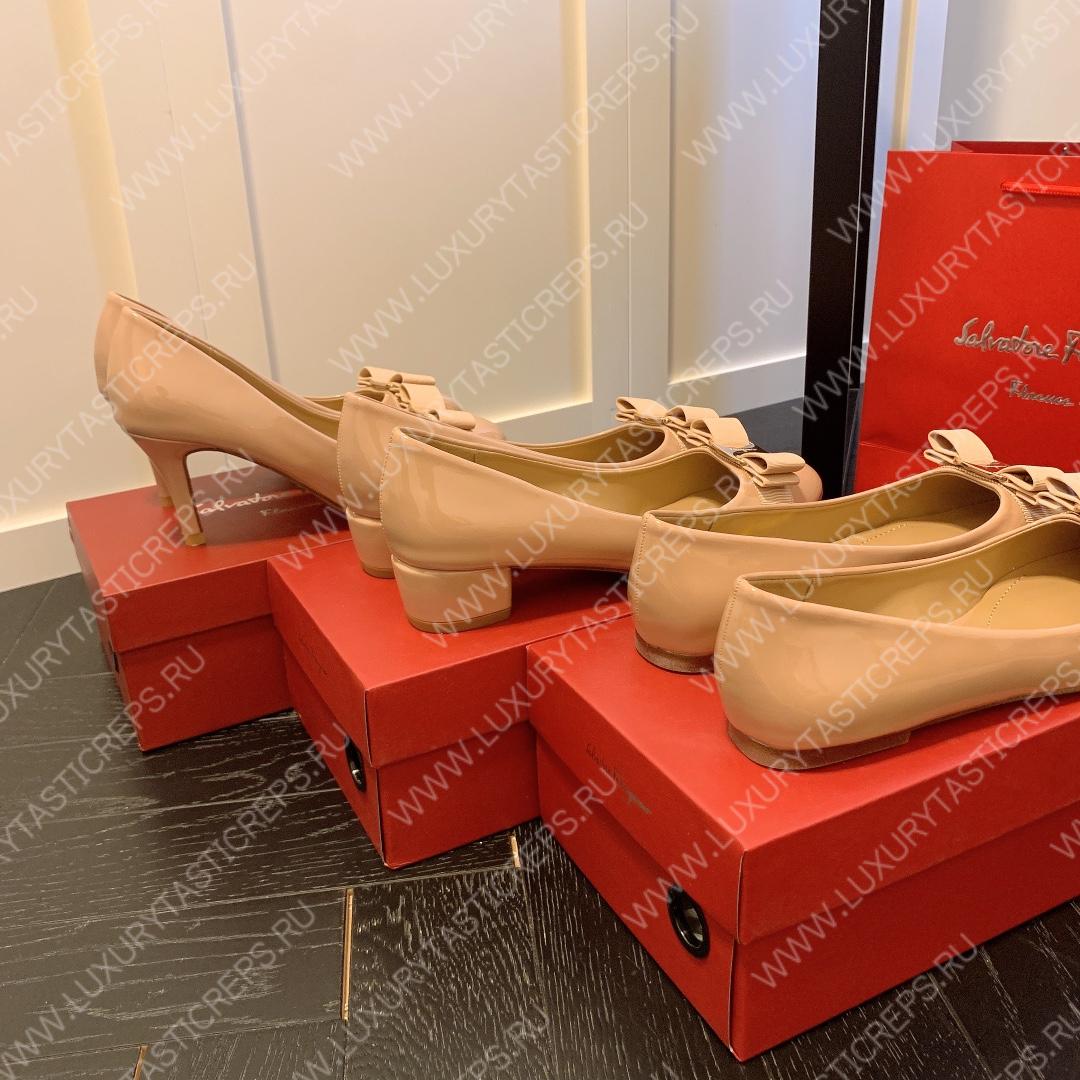 FERRAGAMO VERA BOW PUMP SHOE AMARETTI 01B221