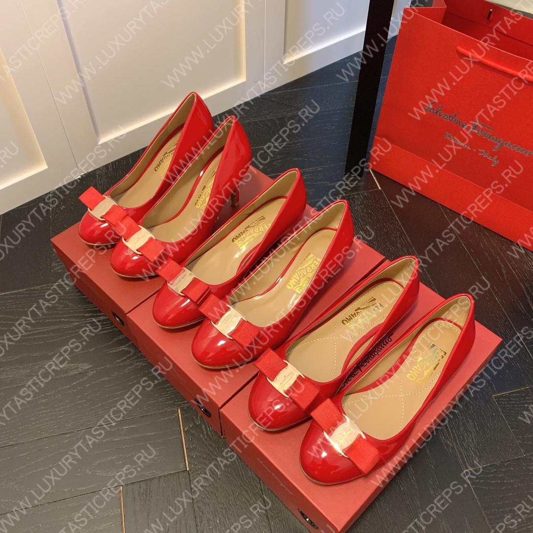 FERRAGAMO VERA BOW PUMP SHOE RED 01B221