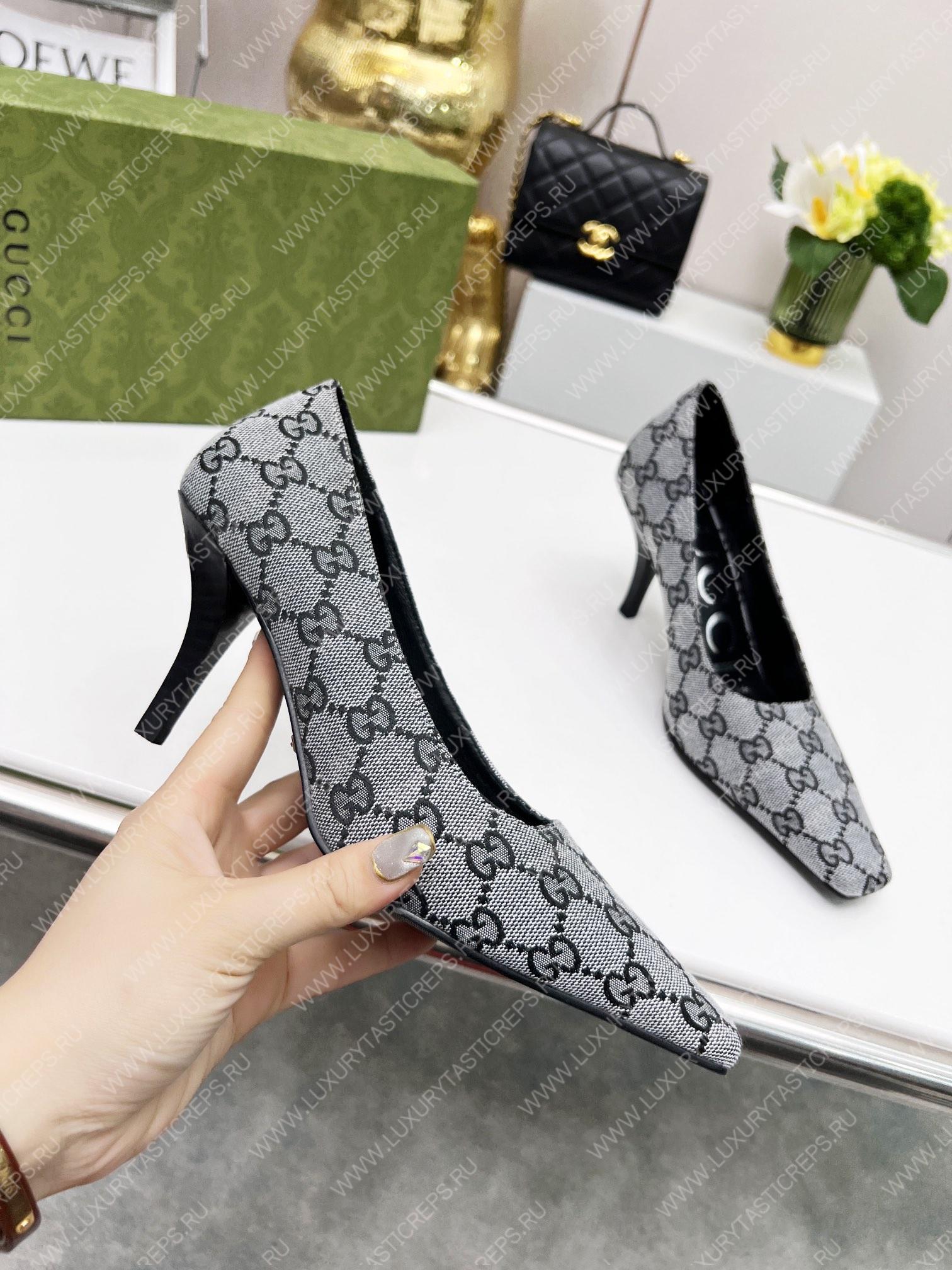 G*u*i women high heel pump grey/black 723430
