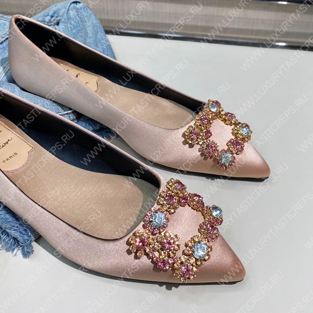 ROGER VIVER FLOWER STRASS BUCKLE PUMPS IN STAIN PINK RVW4141