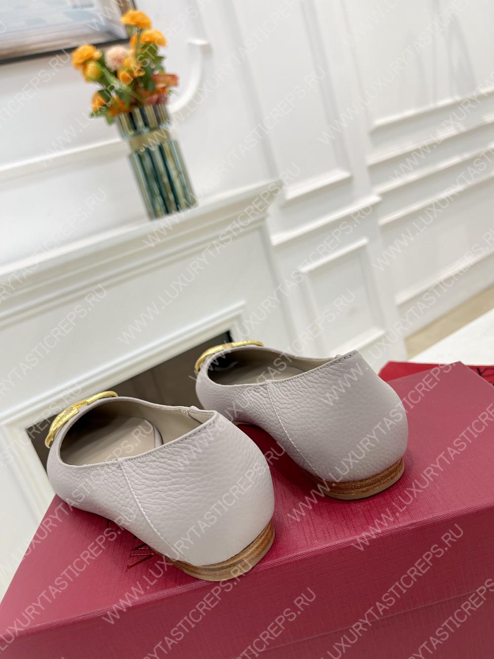 VALENTINO V BUCKLE PUMPS GREY SW2S0Q63DSH0NO