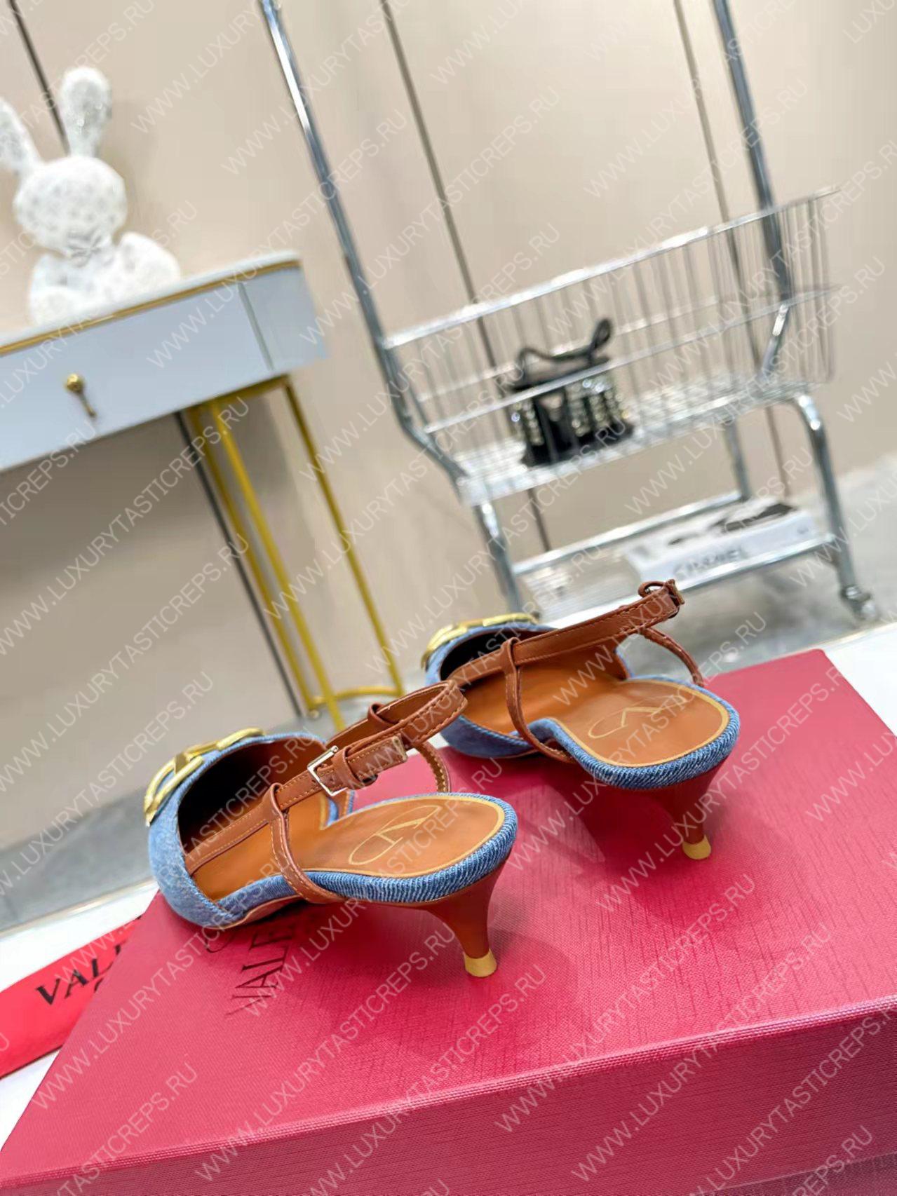 VALENTINO VLOGO SIGNATURE SLINGBACK PUMP BLUE 2W2S0Q70DSH0NO