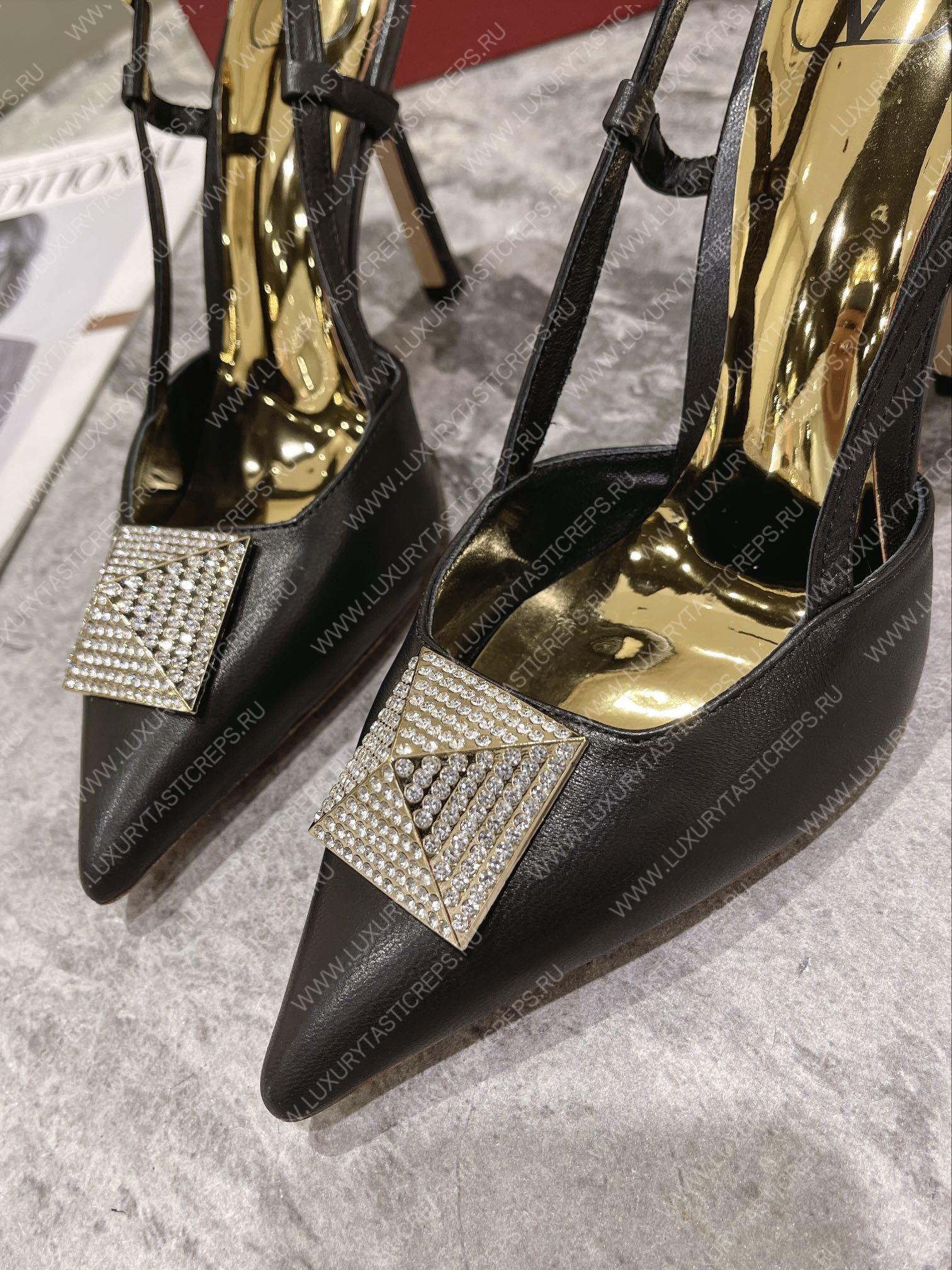 VALENTINO ONE STUD PUMP WITH CRYSTALS BLACK WS0R01TMK