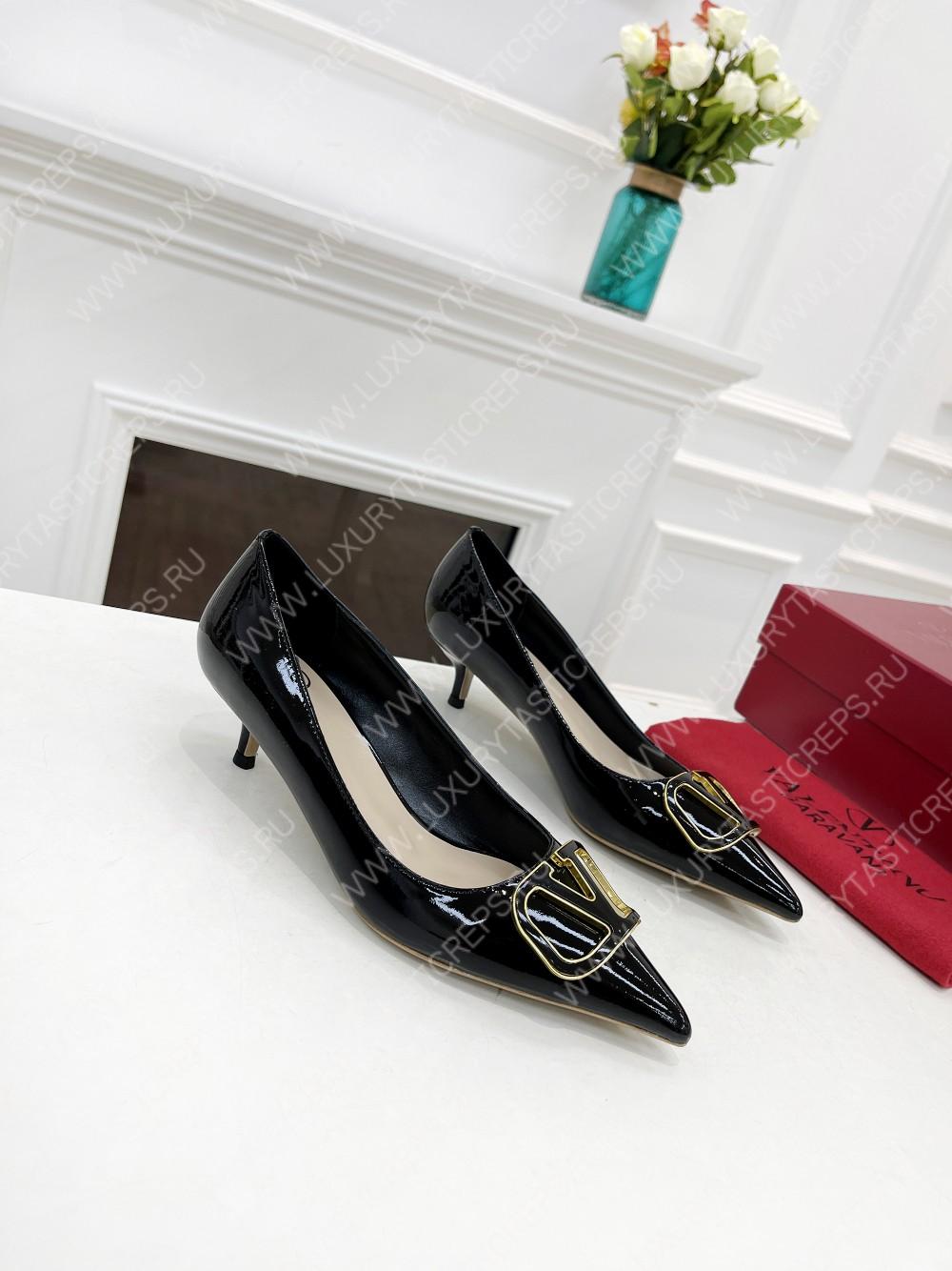 VALENTINO V BUCKLE PUMPS BLACK 1W2S0FH8LAFGF9