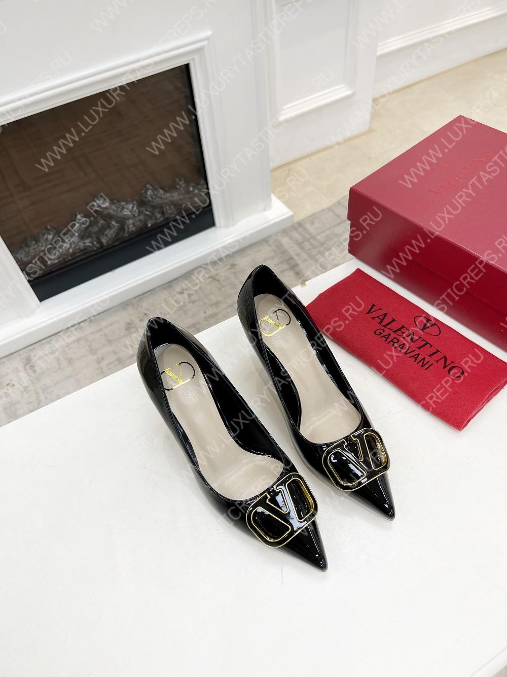 VALENTINO V BUCKLE PUMPS BLACK 1W2S0FH8LAFGF9