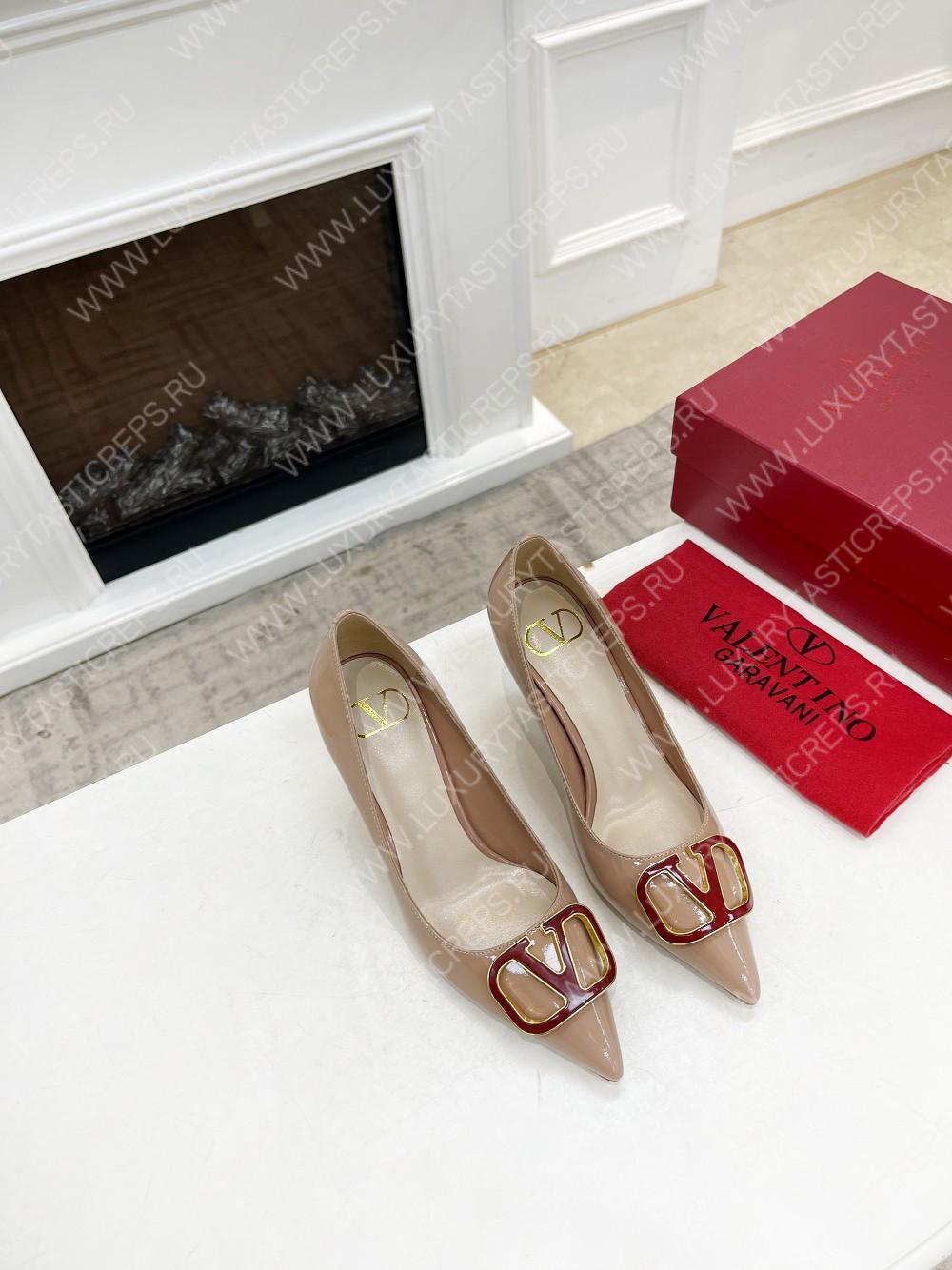 VALENTINO V BUCKLE PUMPS NUDE 1W2S0FH8LAFGF9