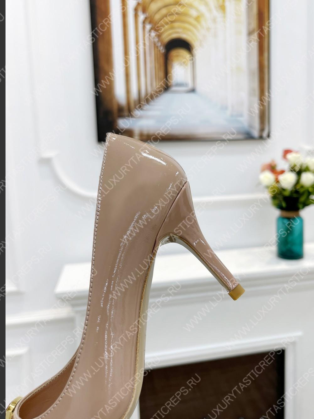 VALENTINO V BUCKLE PUMPS NUDE 1W2S0FH8LAFGF9