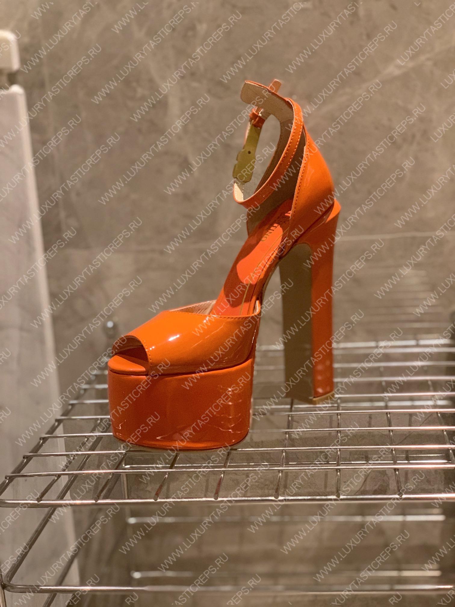 VALENTINO TAN-GO PLATFORM SANDAL ORANGE 1W2S0FE0VNE_I16