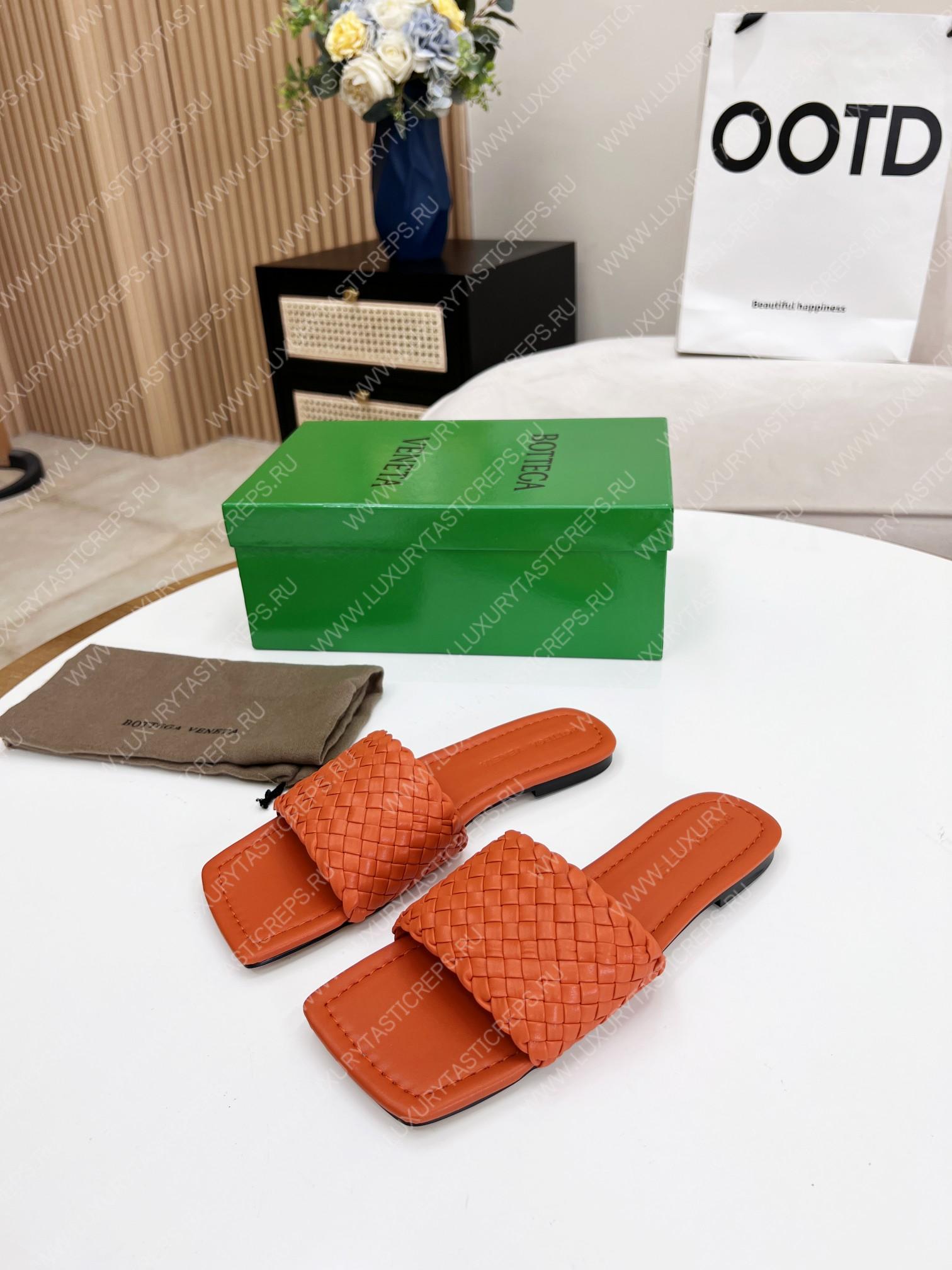 bo*te*ga Ve*ne*ta dot wave flat sandals orange 708880v