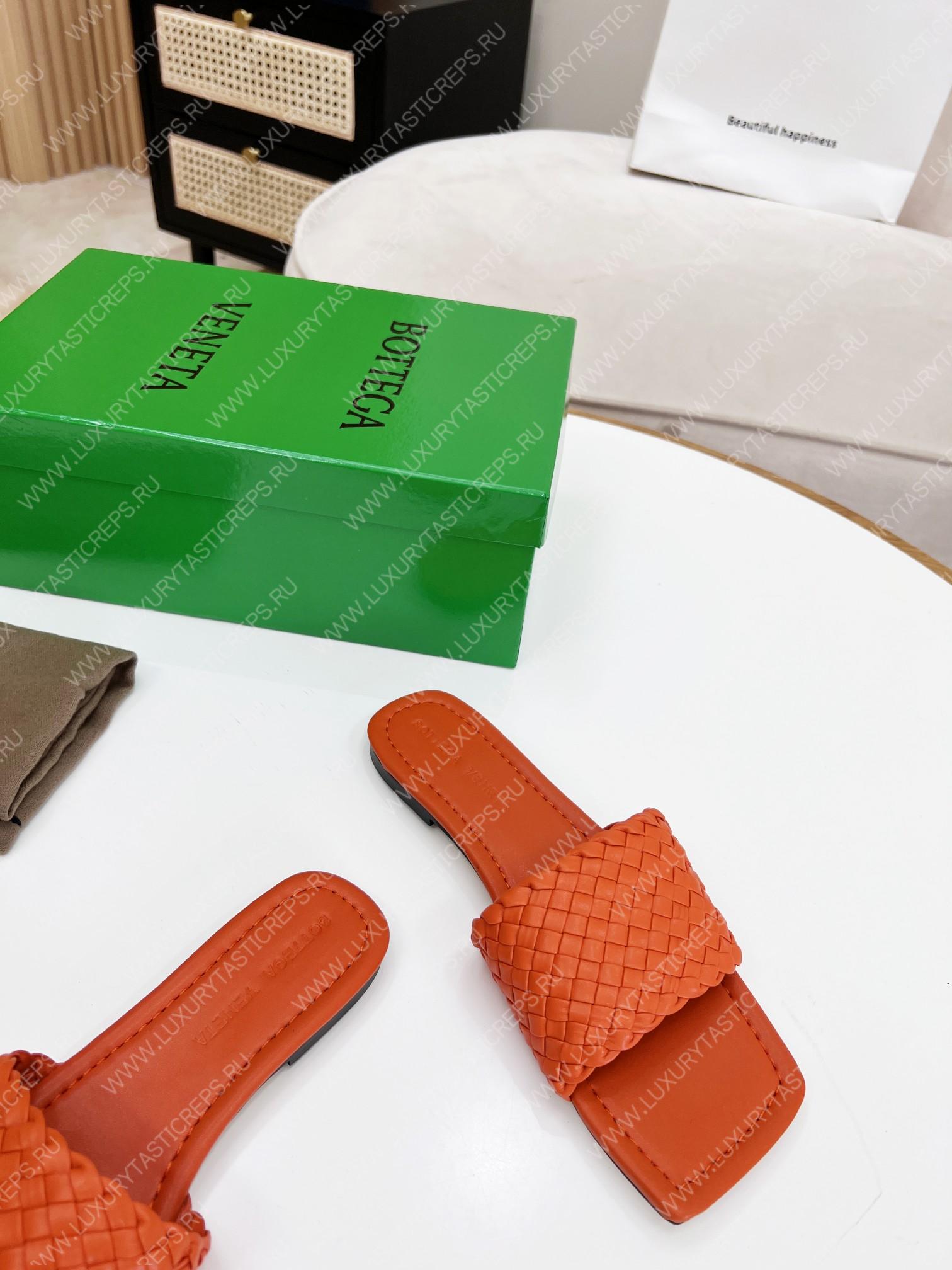 bo*te*ga Ve*ne*ta dot wave flat sandals orange 708880v