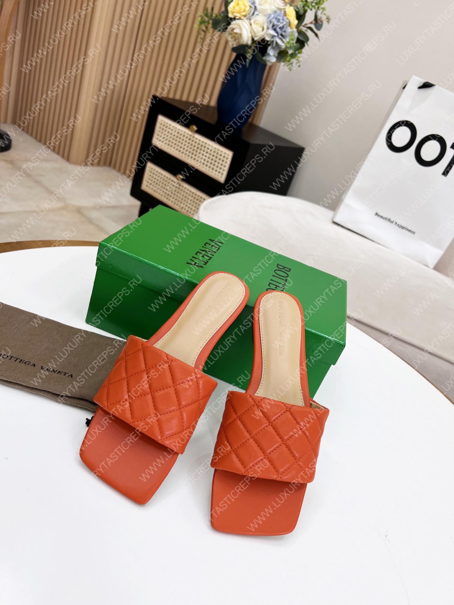 bo*te*ga Ve*ne*ta padded flat sandals orange 627710v