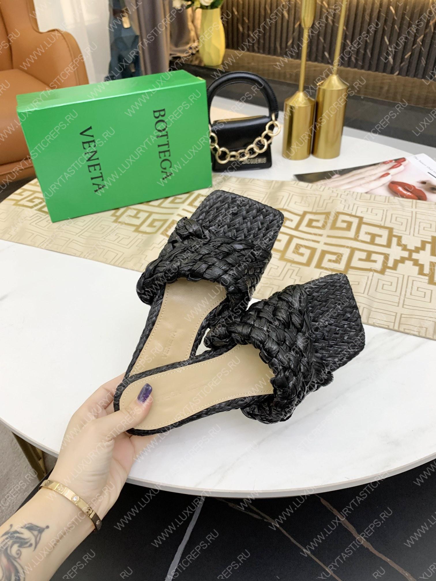 bo*te*ga Ve*ne*ta dot wave sandal black 708880v