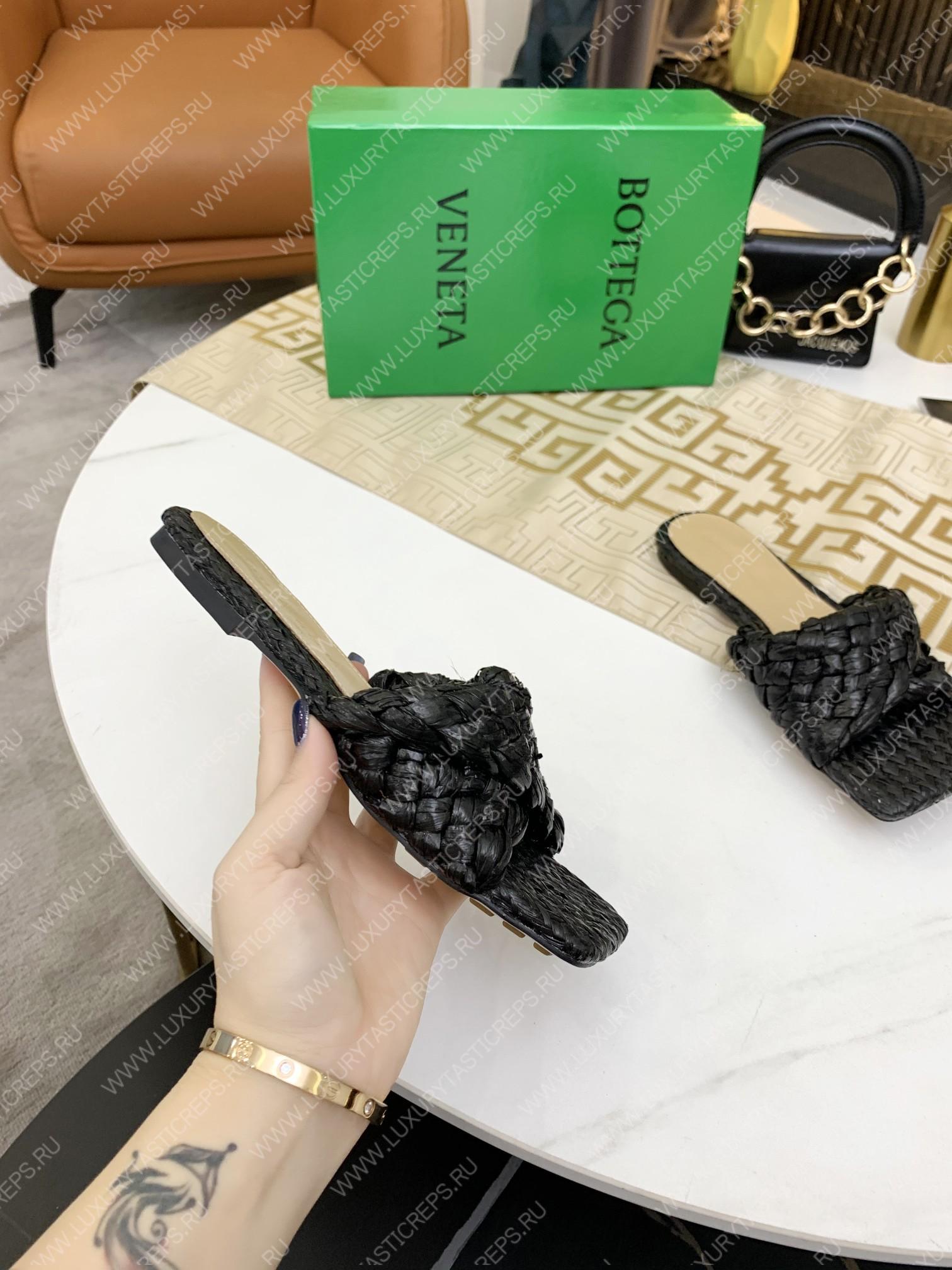 bo*te*ga Ve*ne*ta dot wave sandal black 708880v