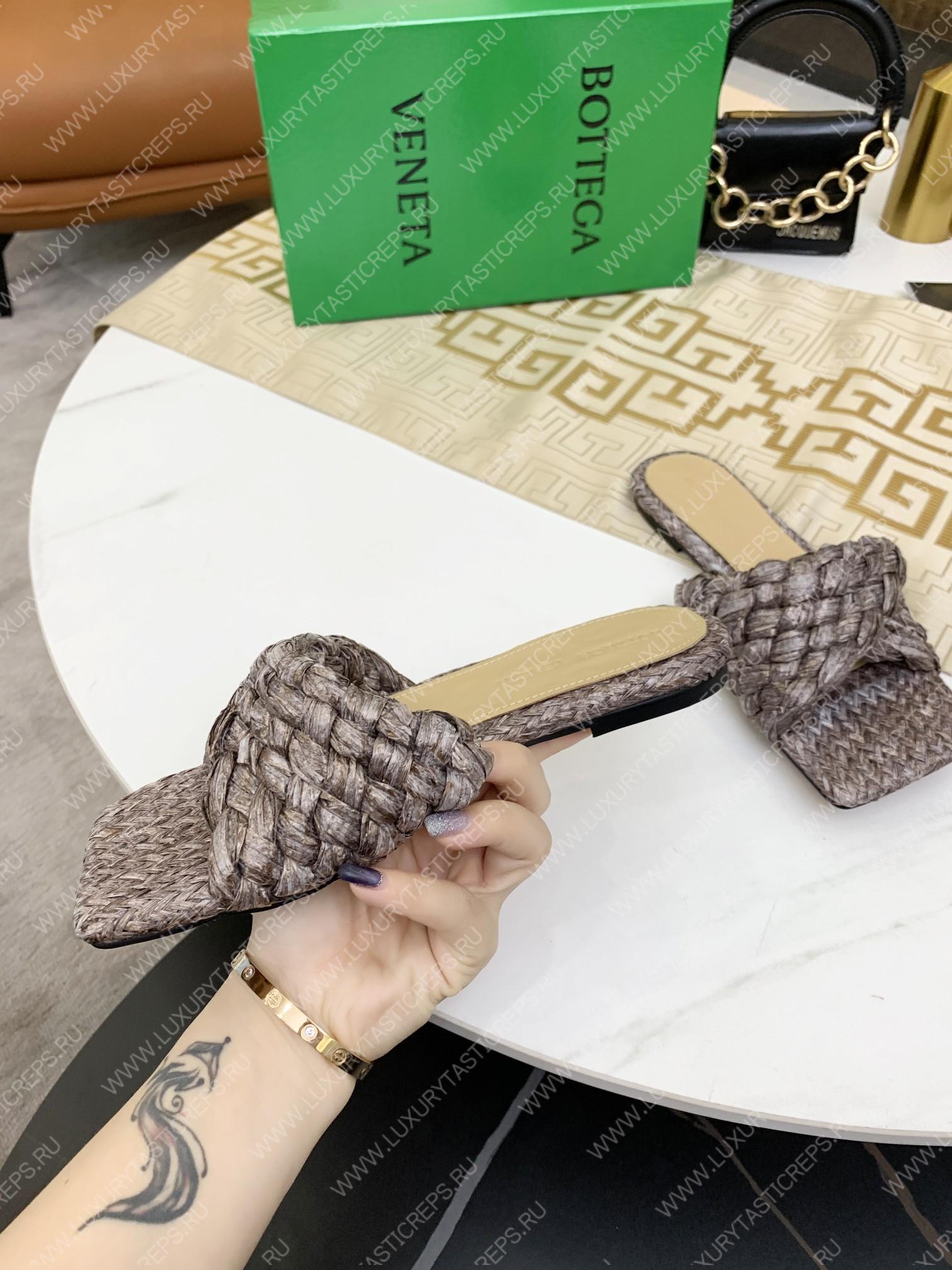 bo*te*ga Ve*ne*ta dot wave sandal brown 708880v