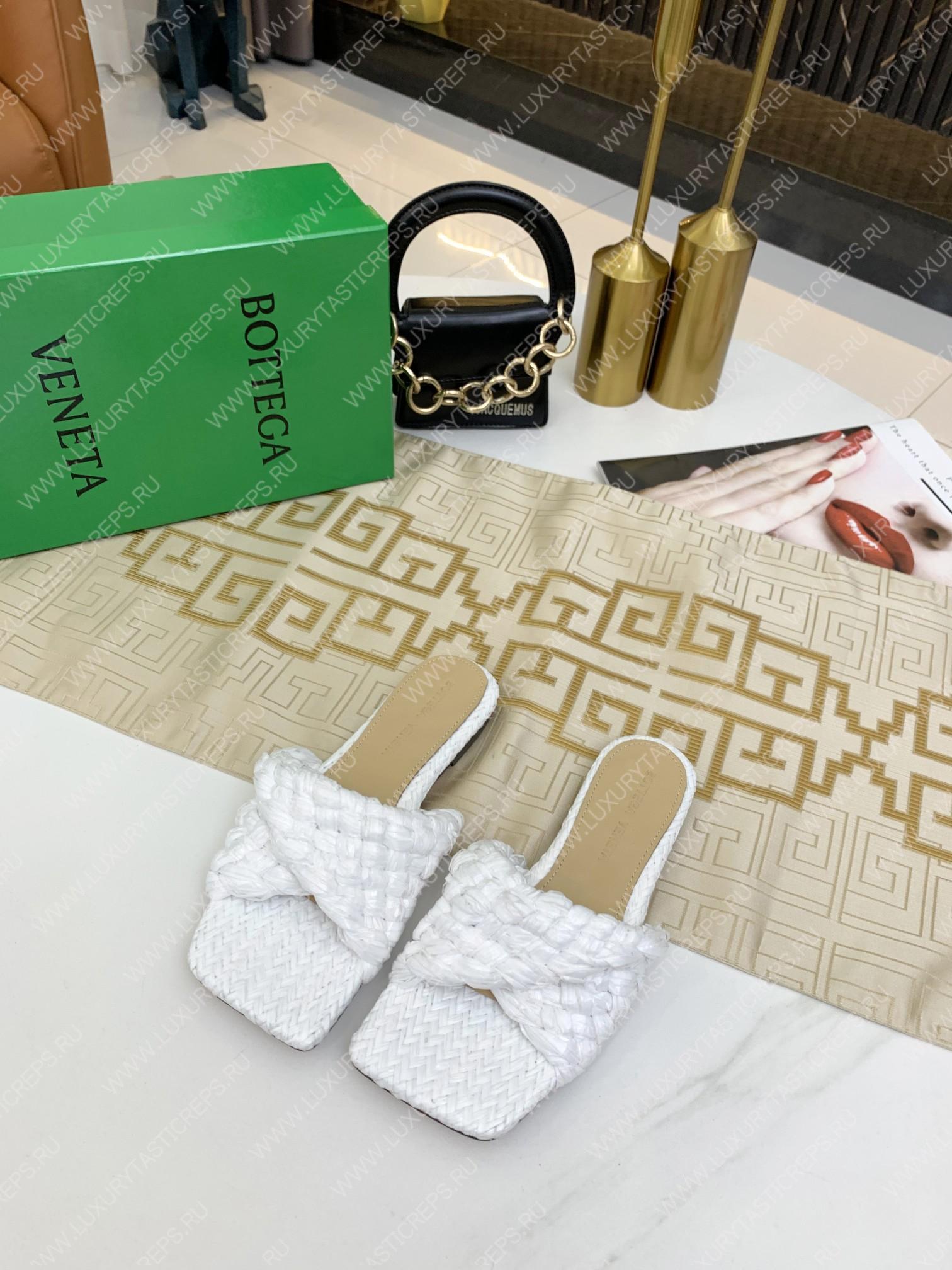 bo*te*ga Ve*ne*ta dot wave sandal white 708880v