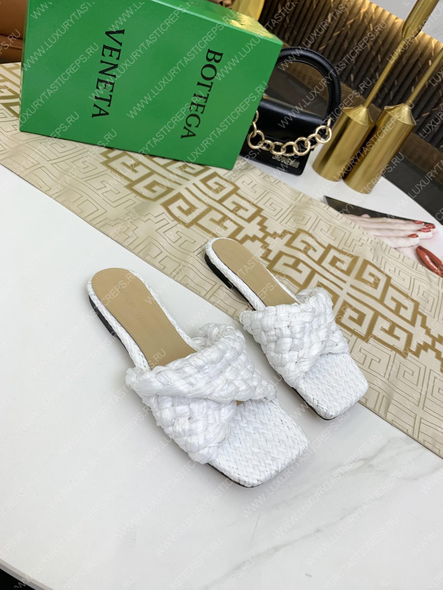 bo*te*ga Ve*ne*ta dot wave sandal white 708880v