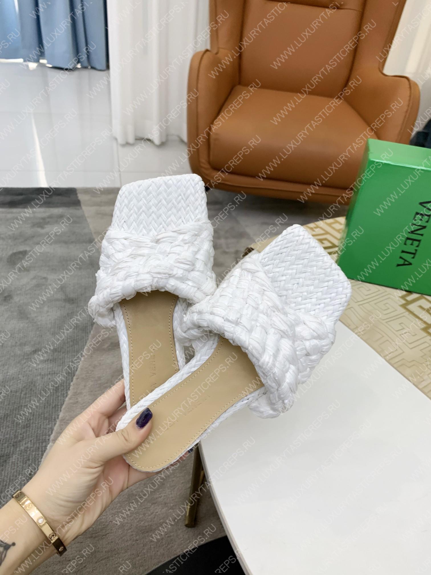 bo*te*ga Ve*ne*ta dot wave sandal white 708880v