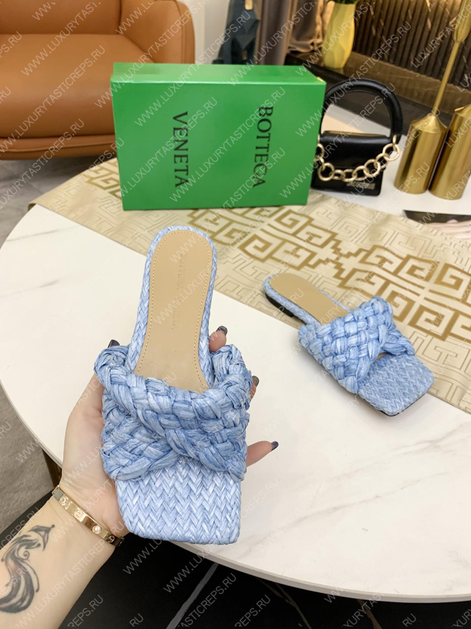 bo*te*ga Ve*ne*ta dot wave sandal blue 708880v