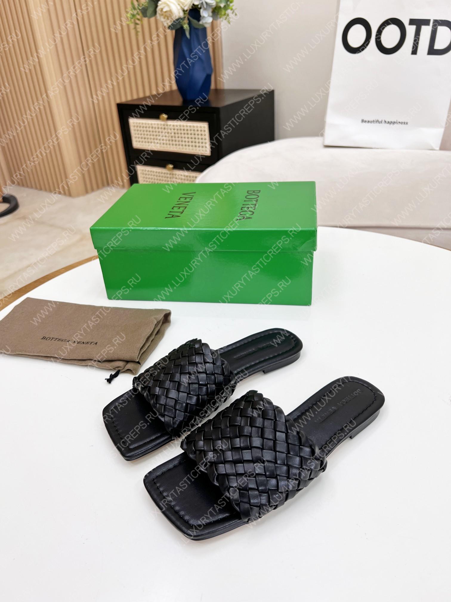 bo*te*ga Ve*ne*ta dot wave flat sandals black 708880v