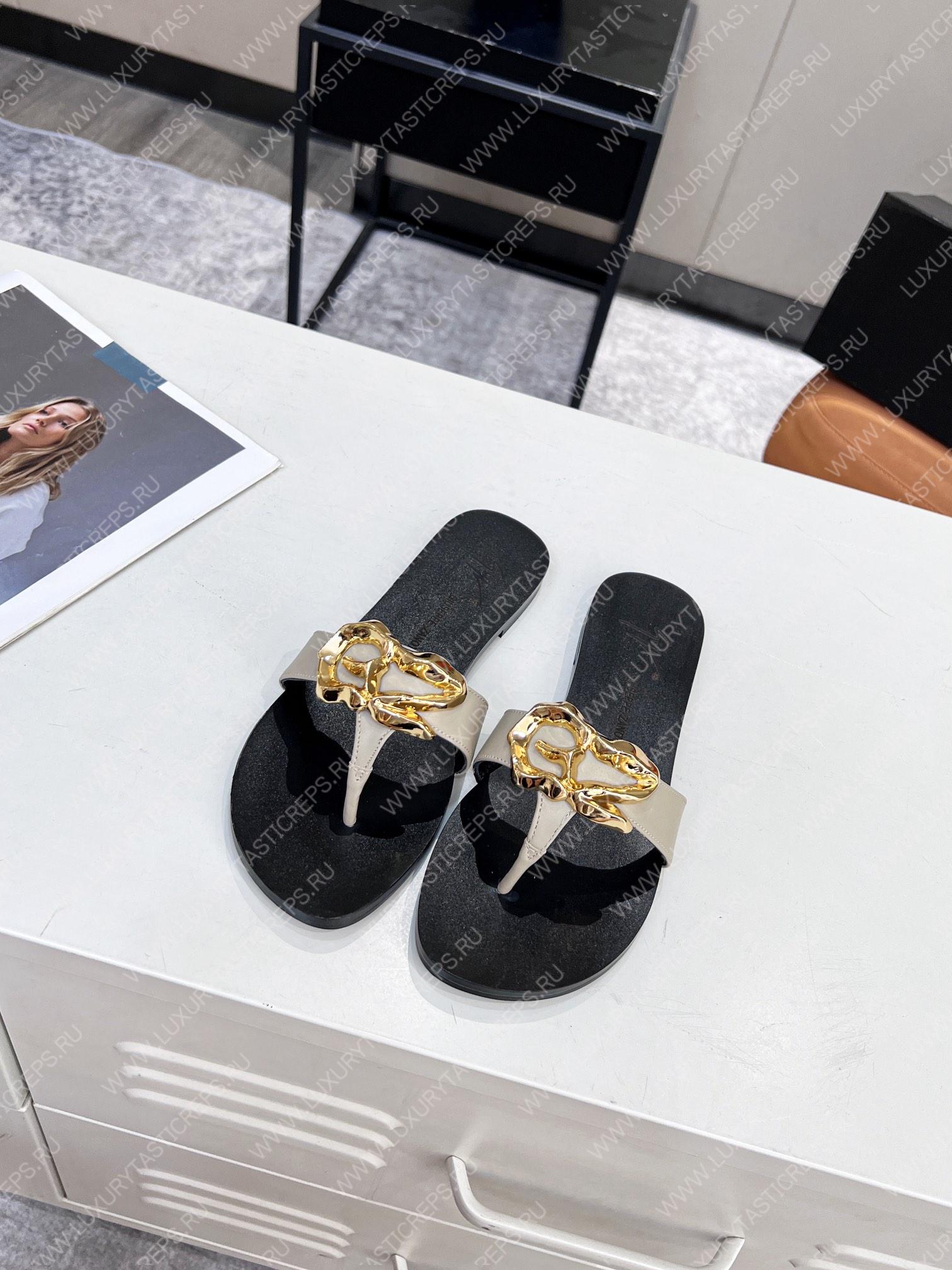 GIUSEPPE ZANOTTI FLAT LYRA ZALI GRAY E200104001