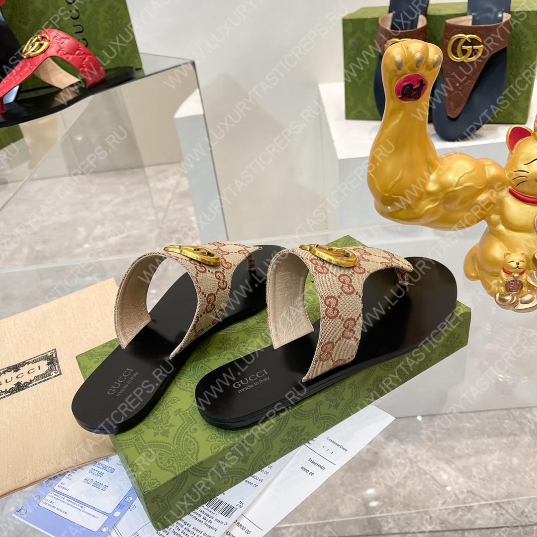 G*u*i interlocking g thong sandal beige & ebony 739048